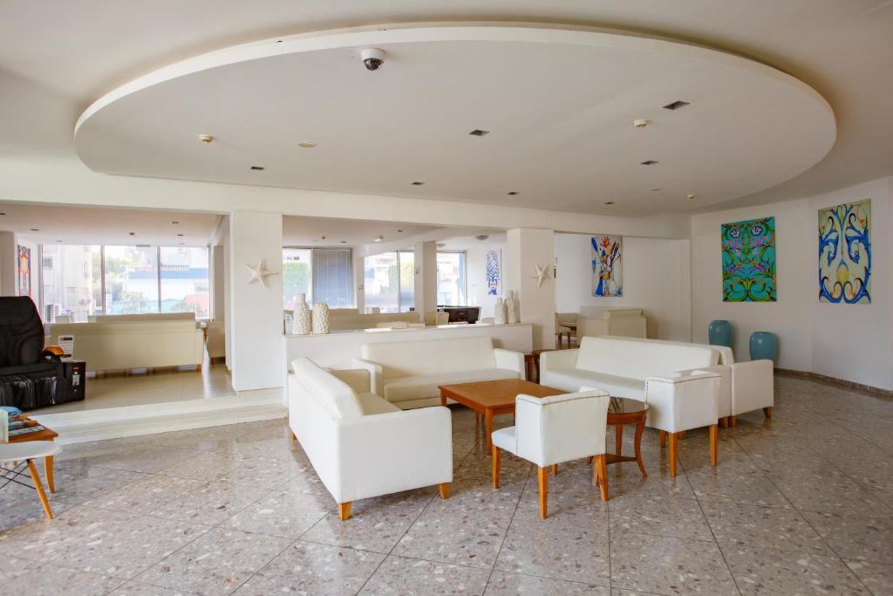 Park Beach Hotel 레메소스 외부 사진