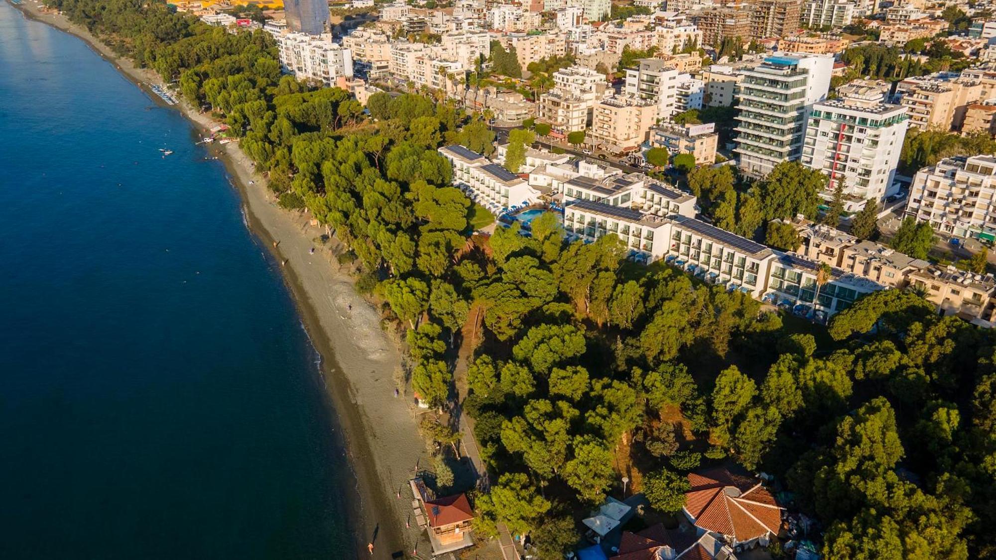Park Beach Hotel 레메소스 외부 사진