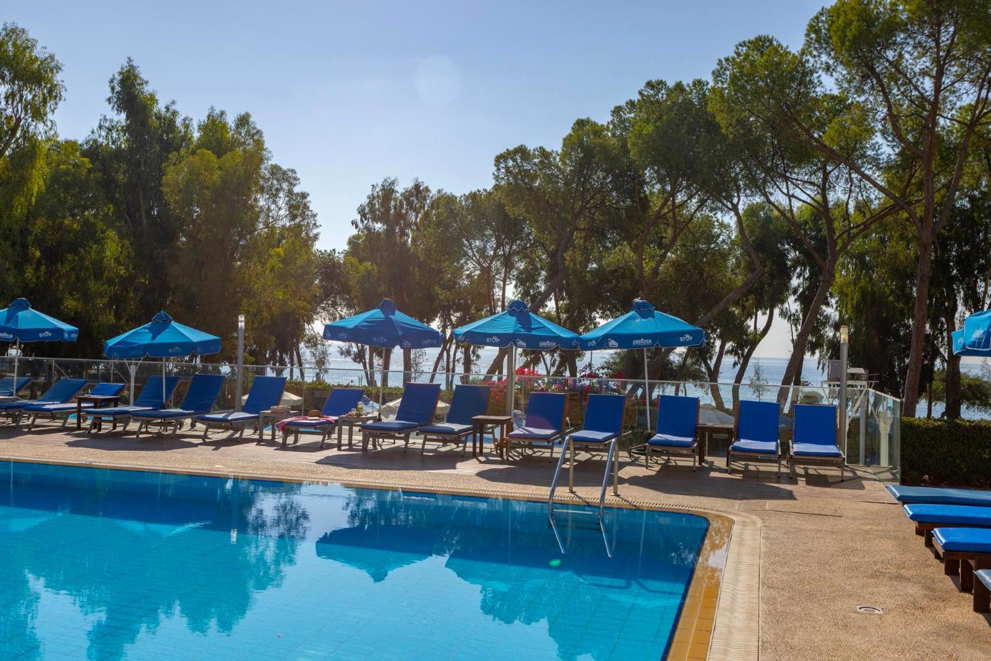 Park Beach Hotel 레메소스 외부 사진