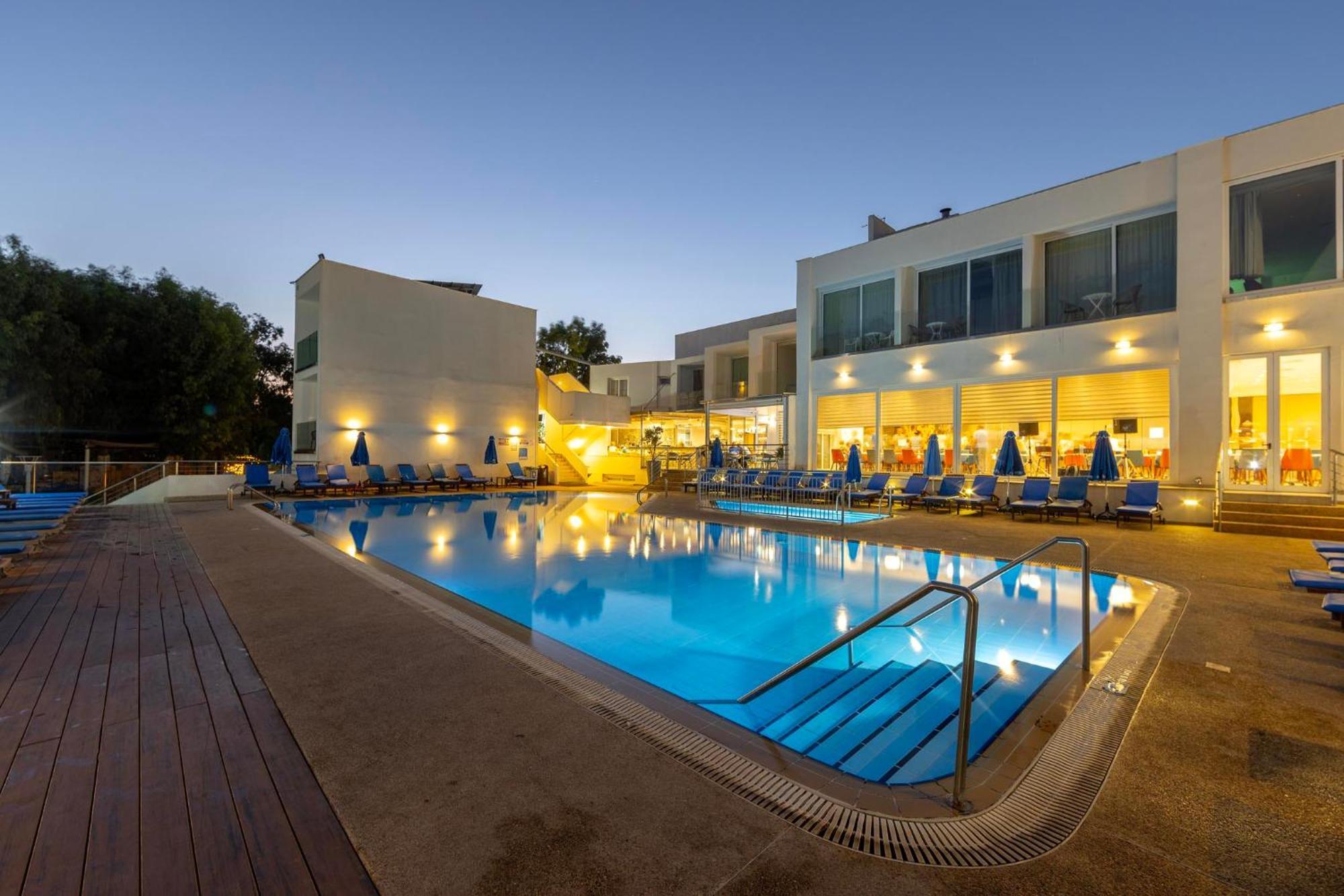 Park Beach Hotel 레메소스 외부 사진