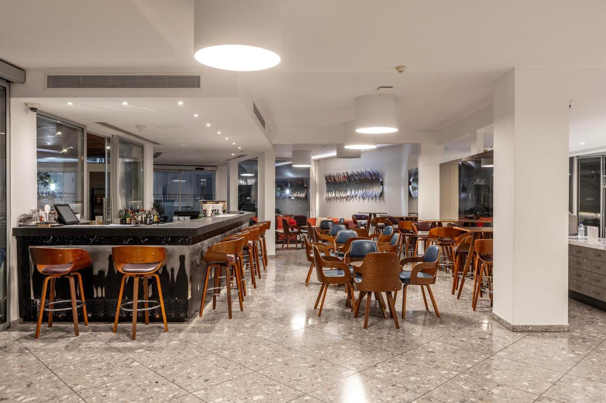 Park Beach Hotel 레메소스 외부 사진