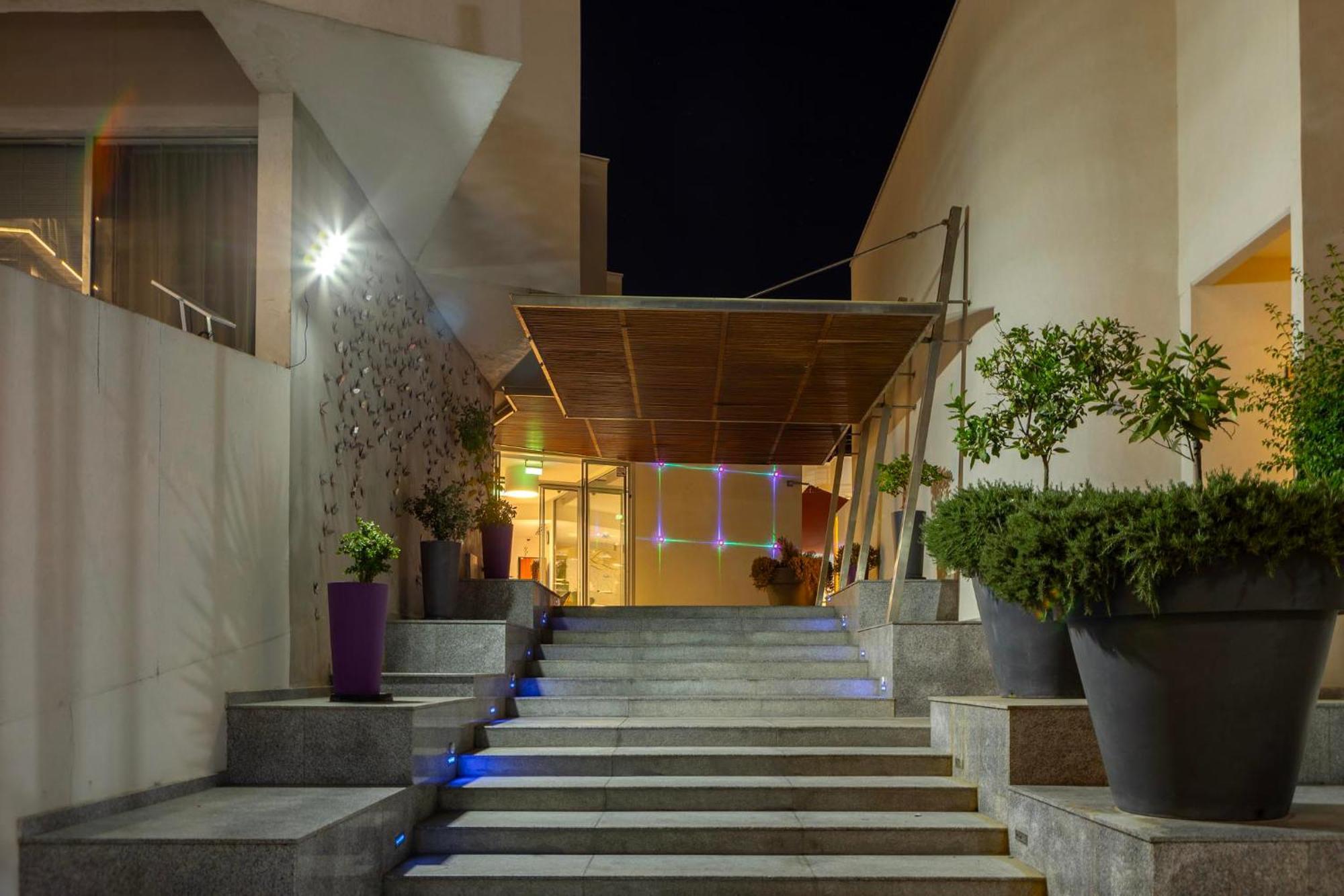 Park Beach Hotel 레메소스 외부 사진